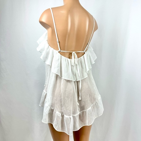 Victoria's Secret Other - Victoria's Secret Women’s Sz M Chiffon White Metallic Ruffled Sleep Tank Top
